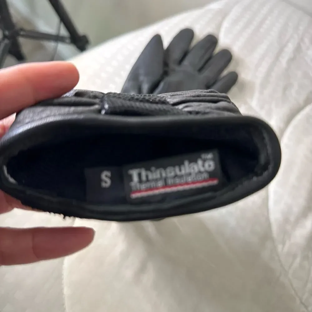 Wilsons Leather Womens Thinsulate Lined Touchpoint Leather Glove Black Small
